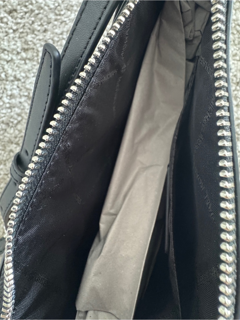Michael Kors Black Star Print Crossbody Pouch - Picture 5 of 6
